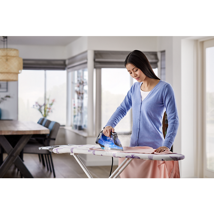 Philips Perfect Care Steam Iron GC3920/20 Philips Perfect Care Steam Iron GC3920/20